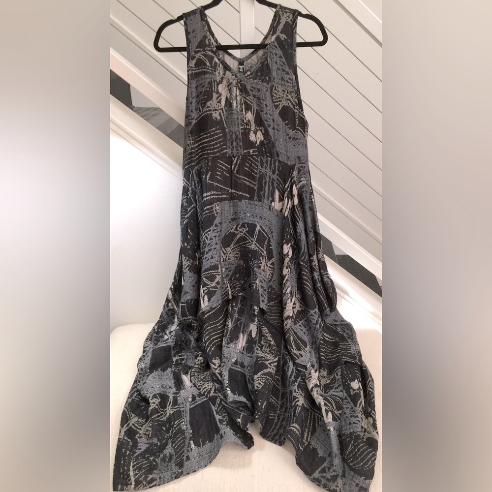 DRESSED TO KILL? Like new, worn once! Lagenlook Style.